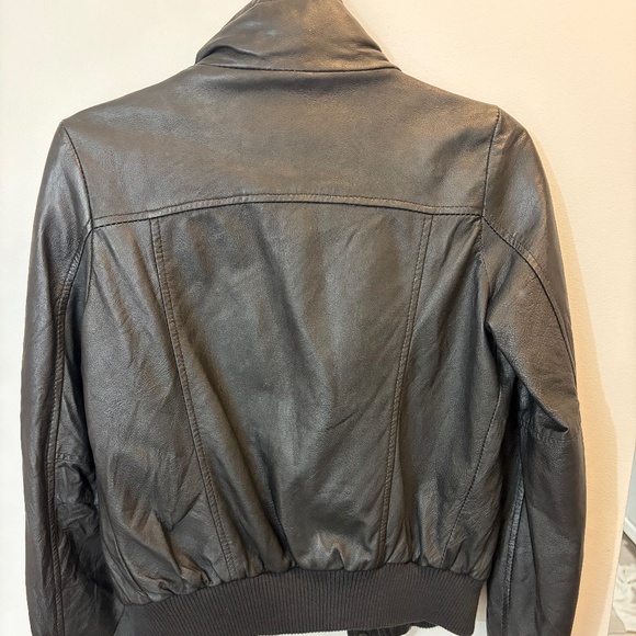 Zara Women 100% genuine leather jacket - Picture 4 of 4